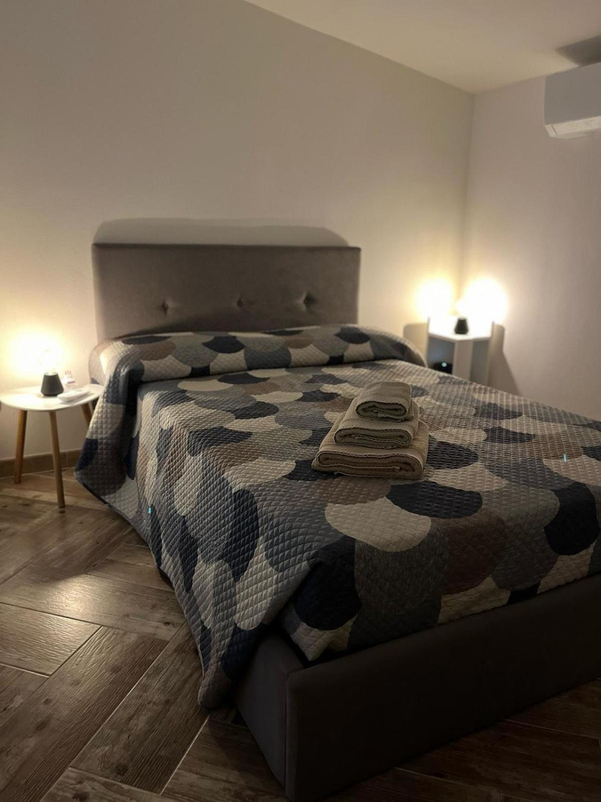Appartamenti Da Ewa Sassari I Kültér fotó